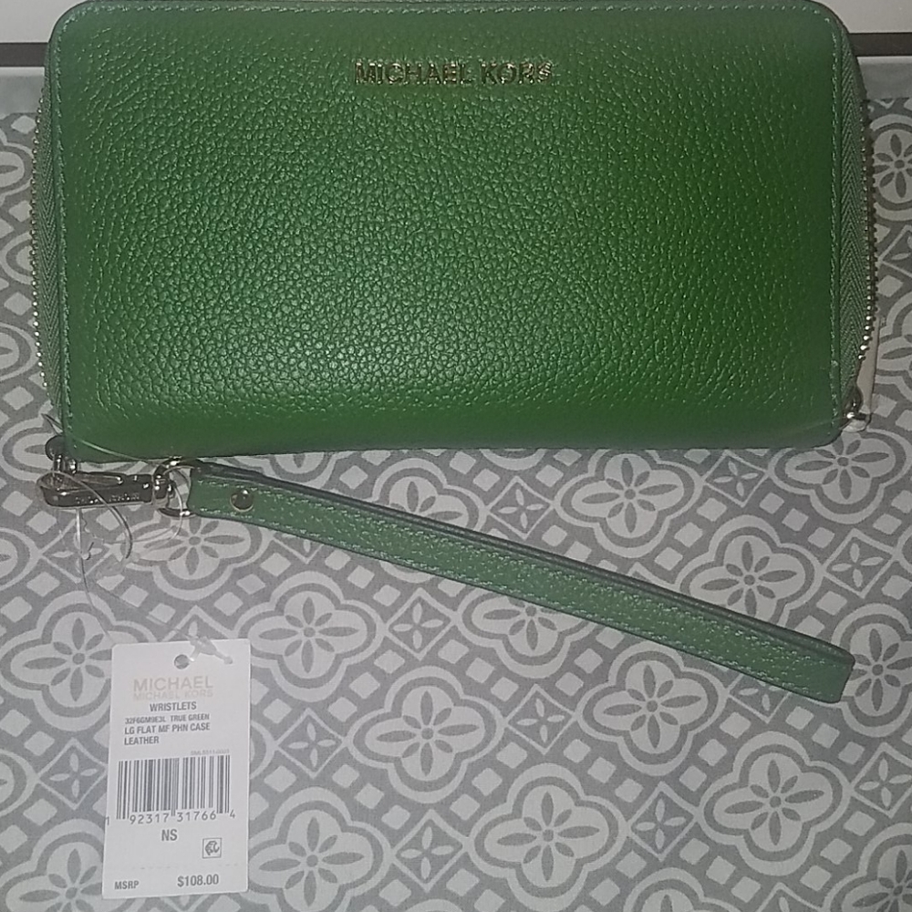 Michael Kors Wristlet